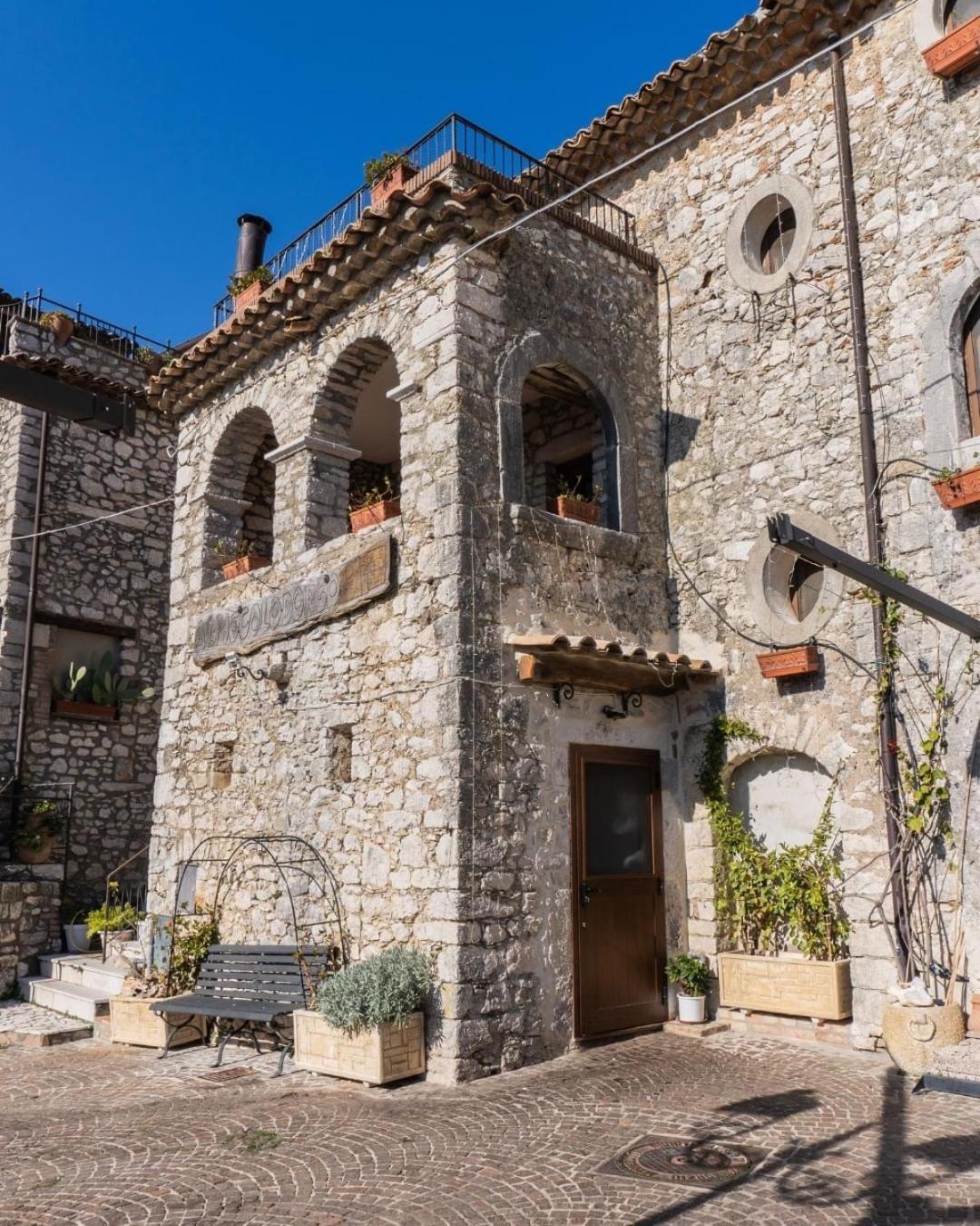 Al Piccolo Borgo Locanda Con Alloggio Castelnuovo Parano エクステリア 写真